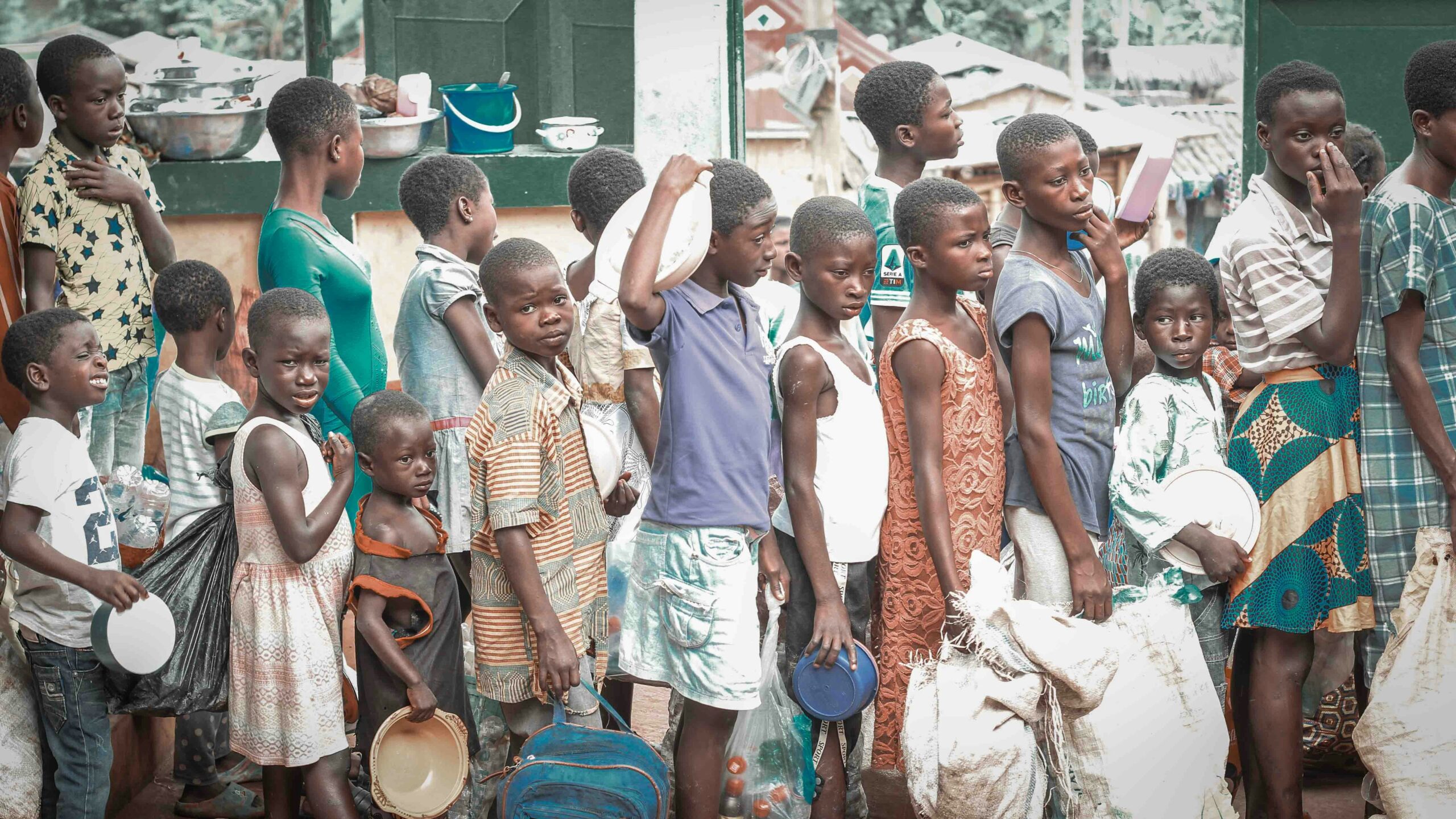 DRC: Rich land, hungry people.